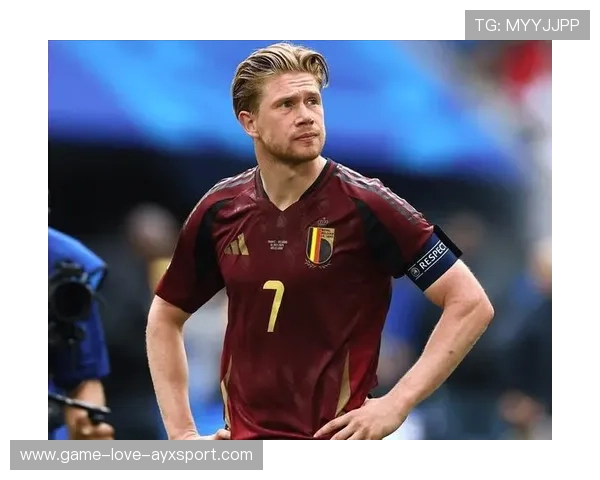 德布劳内深夜发“心累”表情，球迷看懵