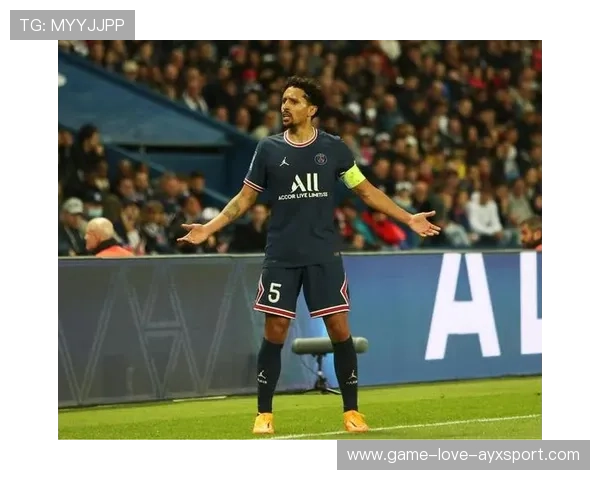 巴黎马尔基尼奥斯防守沉稳依旧,仍是后防的中流砥柱 巴黎马尔基尼奥斯防守沉稳依旧,仍是后防的中流砥柱