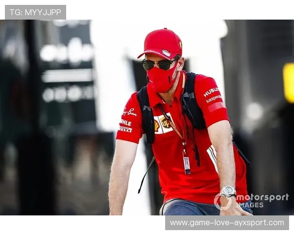 阿诺德在社媒直播传授边路进攻技巧,关注暴涨 阿诺德在社媒直播传授边路进攻技巧,关注暴涨