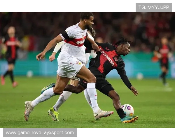 德甲斯图加特连续抢断带起节奏,优势逐渐扩大 德甲斯图加特连续抢断带起节奏,优势逐渐扩大