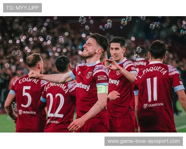 法甲里昂中场渗透成功,锋线接连得分：控场到终结的全景解码