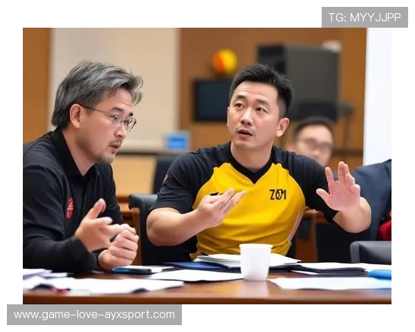 裁判误判复盘视频被广泛讨论，引发规则细化呼声，裁判误判如何处理